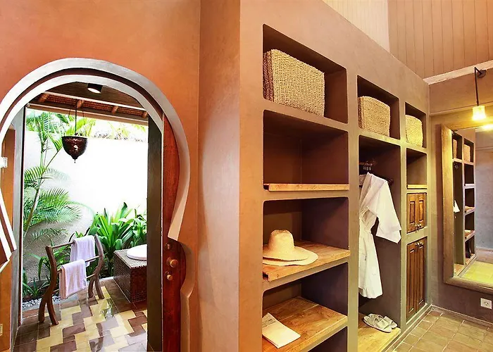 Space Bali Villa *
